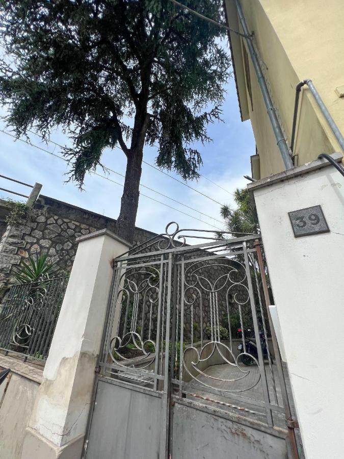 Luna'S Apartment Sant'Agnello Exterior foto